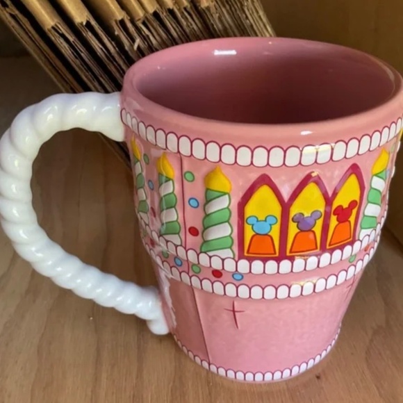 DISNEY PARKS CINDERELLA CAKE CASTLE MUG NWT - Picture 3 of 3